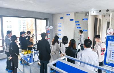 廈門旭輝首座透明工廠盛大開(kāi)放，捅破買房